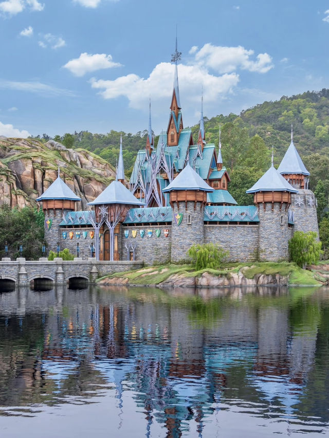 🎢✨ Play Until It Feels Worth It at Hong Kong Disneyland! 🏰🎆