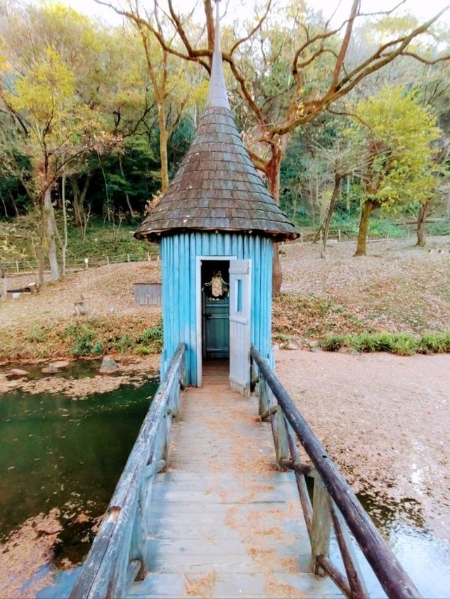 紅葉のムーミンバレーパーク、トーベ・ヤンソンあけぼの子どもの森公園と角川武蔵野ミュージアムを楽しむ一泊二日
