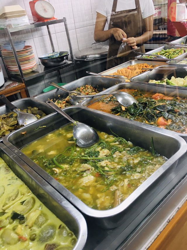 รีวิวร้านอาหารมังสวิรัติ หลัง มช อร่อย ถูก ให้เยอะ