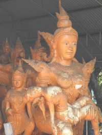 ตามรอยศรัทธา ชมความงามอันวิจิตร วัดพระธาตุหนองบัว