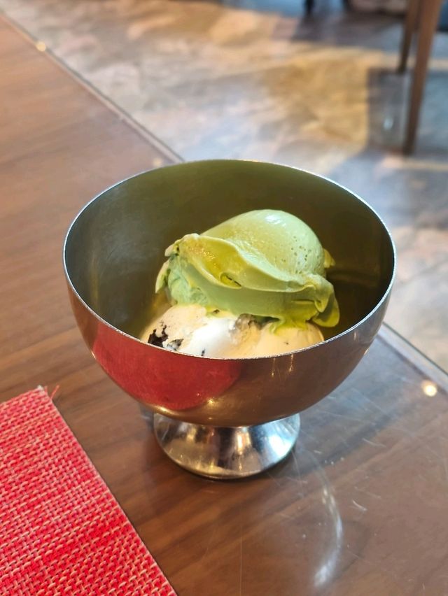 靜享午後時光皇冠酒店的下午茶