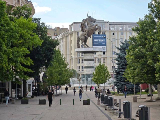 一座城市的榮耀與爭議，「史高比耶2014計畫」的產物#北馬其頓凱旋門（Porta Macedonia）-Skopje North Macedonia