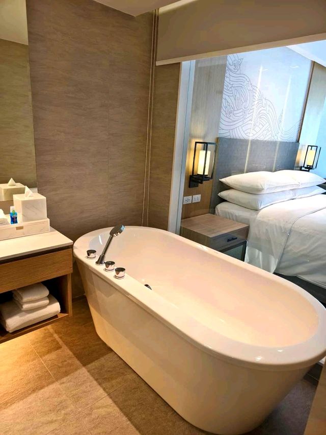 รีวิวPhuket Marriott Resort & Spa, Merlin Beach