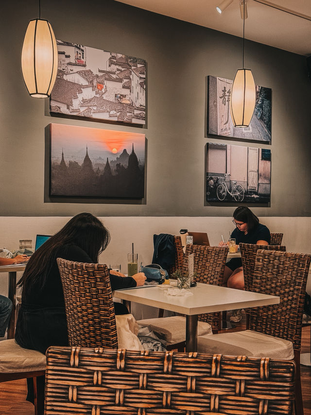 Mindful Moments — Jing-Si Book & Café @ Starling Mall