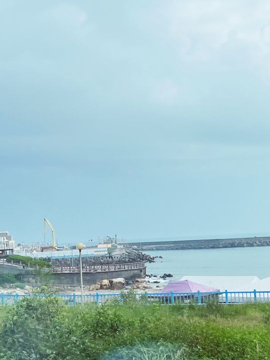 🌊 Dawulun seacoast: Keelung's Hidden Coastal Jewel Where Mountains Meet the Sea! 🏞️