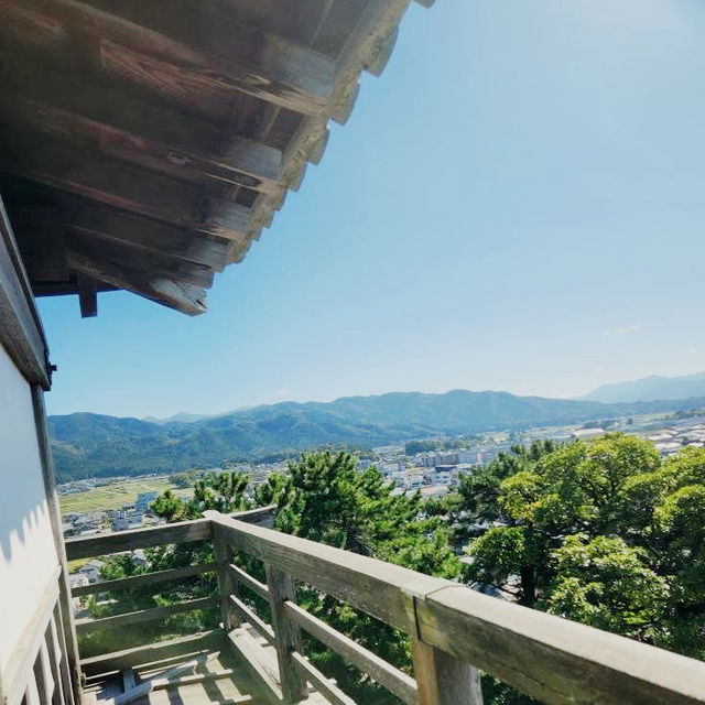Your Solo Samurai Weekend: Maruoka Castle Escape
