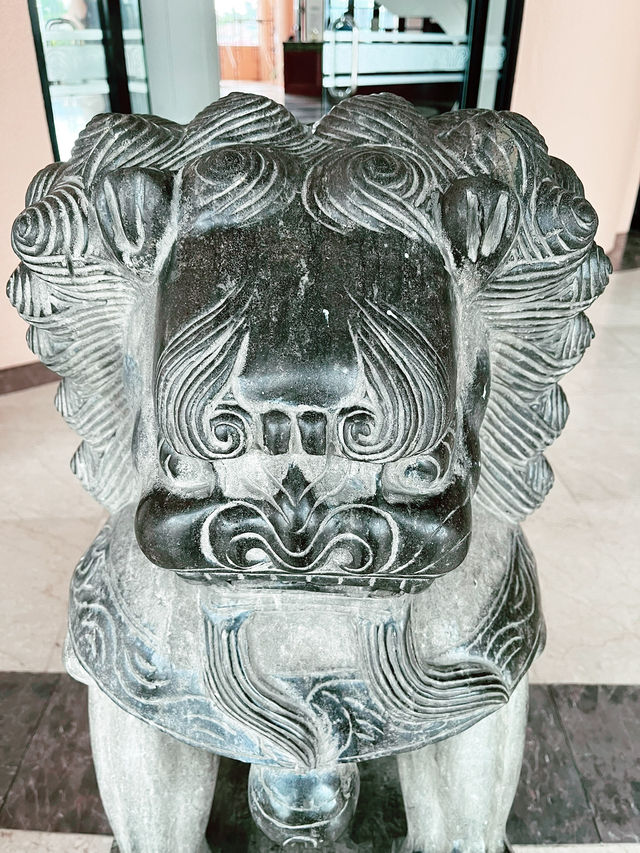Must-Stay Gem: Imperial Riverbank Hotel & Its Artistic Treasure 