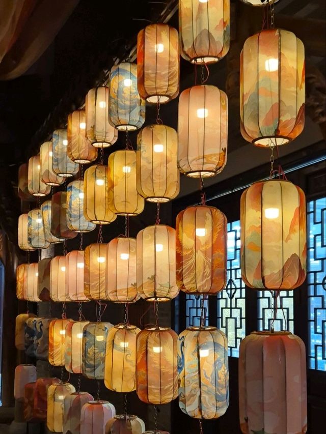 Chongqing at Night: A Dazzling Urban Dream Chongqing at Night: A Dazzling Urban Dream