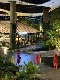 “Starbuck At Emquartier🍵” 