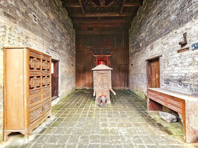 蹒跚小旅人在高椅嶺的龍脊上漫步,去板梁古村做一場明清夢 蹒跚小旅人在高椅嶺的龍脊上漫步,去板梁古村做一場明清夢