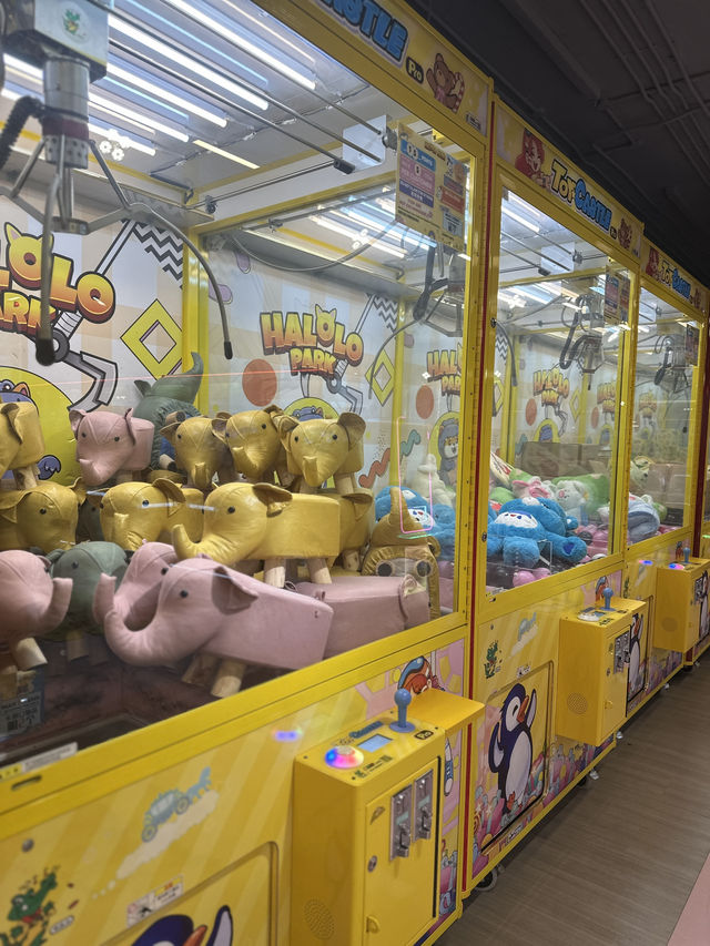 The Ultimate Claw Machine Paradise at Sunway Pyramid 🎡🕹️ The Ultimate Claw Machine Paradise at Sunway Pyramid 🎡🕹️