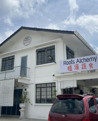 🥬 A Cozy Plant-Based Café in Kuching That Feels Like Home 🥦