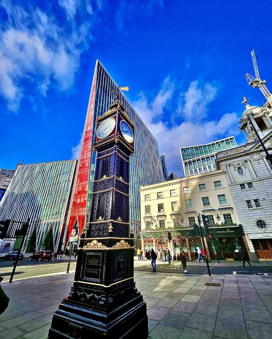 2026 ハロッズ | ロンドンショッピングモールの観光ガイドと旅行体験