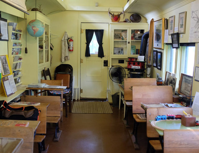 CNR School on Wheels