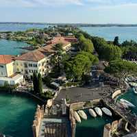 美丽的西尔庙内小镇(Sirmione), Lake Garda(加尔达湖), Italy 