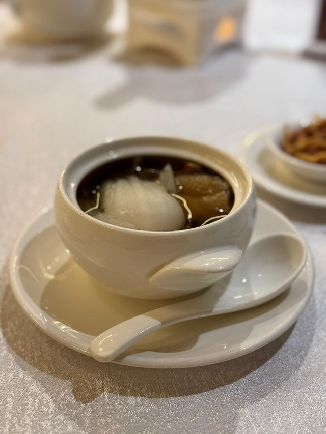 高質中菜廳 飽覽維港景色 
