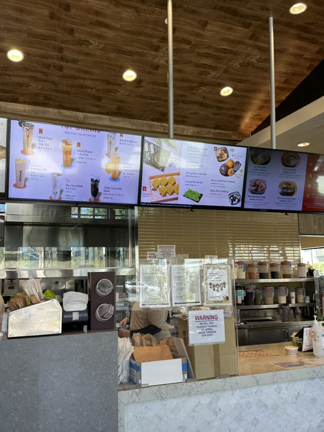 推薦在矽谷Cupertino CA 有一家台灣來的超棒冰店