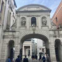 Walking from Bank Station to China Town