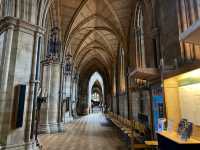 Serenity at Southwark Cathedral 🏛️🌿