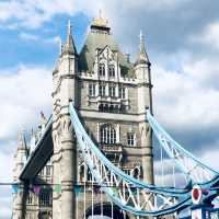 英倫之旅🇬🇧倫敦塔橋🇬🇧深度遊欣賞古老與現代交融的景致