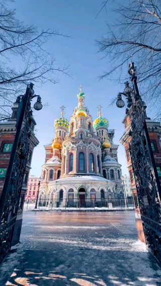 ⛪ Church of the Savior on Spilled Blood – St. Petersburg’s Colorful Crown Jewel