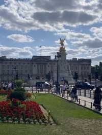 A Stroll to Remember: One Day in London