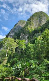 In Laos: Vang Vieng a must do 