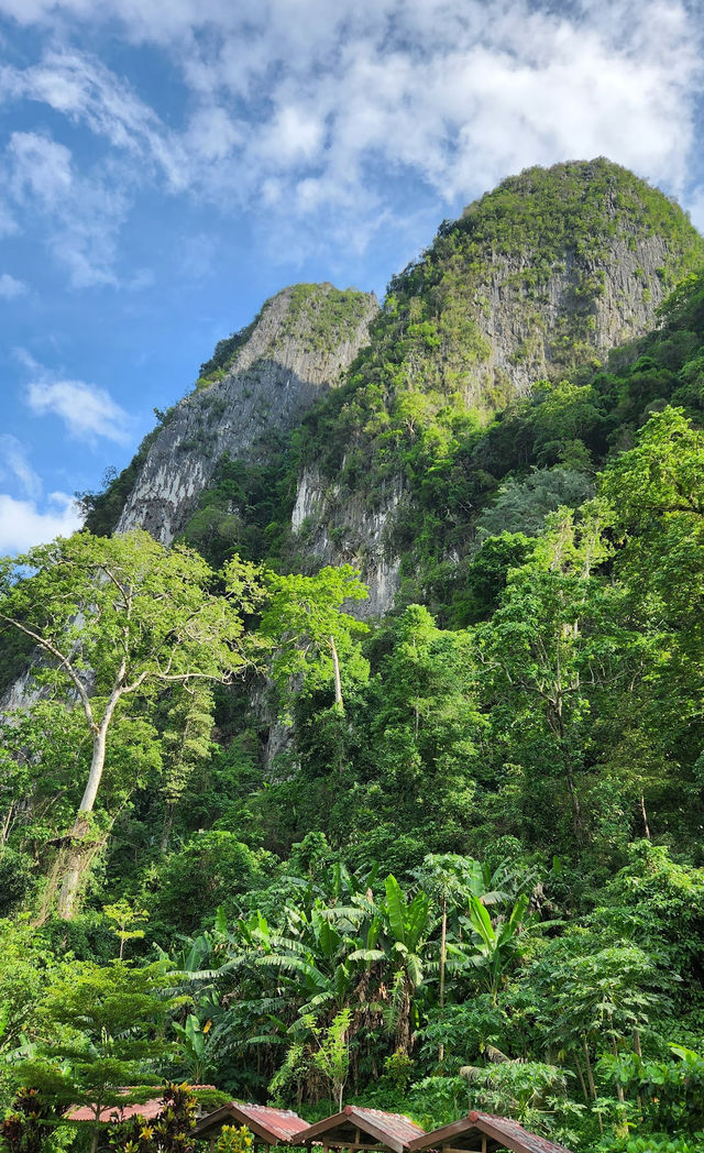 In Laos: Vang Vieng a must do 