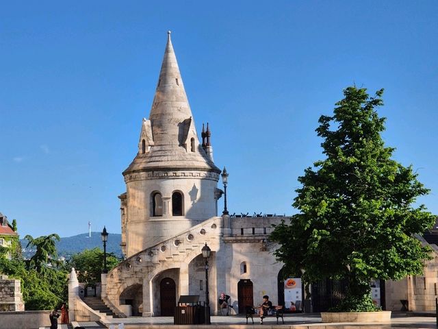 📸 Sunrise Fairytale at Fisherman’s Bastion – Budapest’s Most Magical Morning Spot 🌅🇭🇺