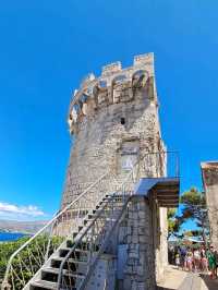 🌊 Korčula's Hidden Treasures: Adriatic Bliss Awaits! 🏰