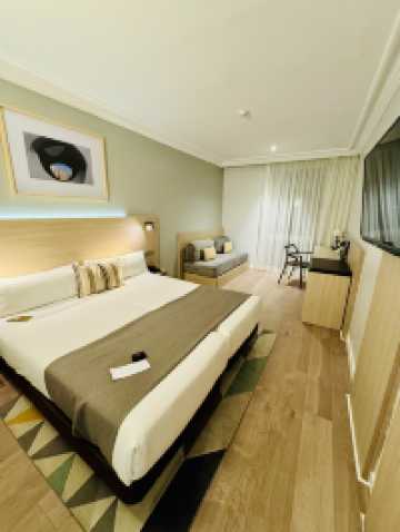 🇪🇸✨ A Wonderful Stay at Hotel Serhs Rivoli Rambla — Right in the Heart of Barcelona