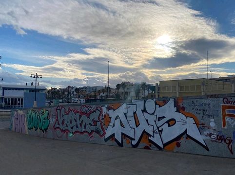 Malvarrosa – The Most Beautiful and Famous Beach in Valencia Malvarrosa – The Most Beautiful and Famous Beach in Valencia