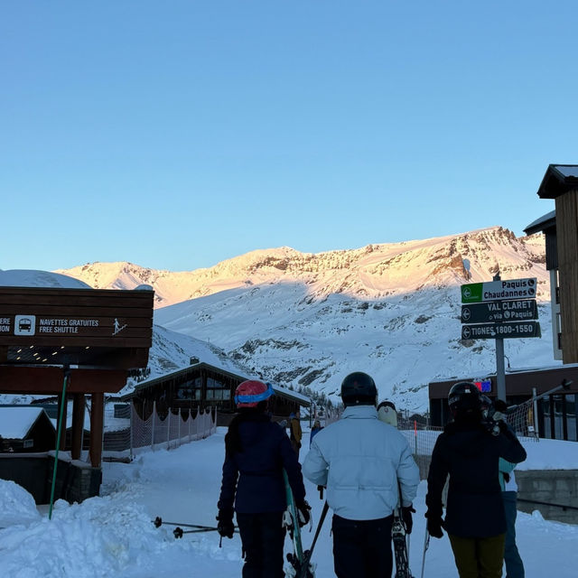 Tignes: Powder Runs, Glacier Views & Alpine Adventure 🎿🏔️