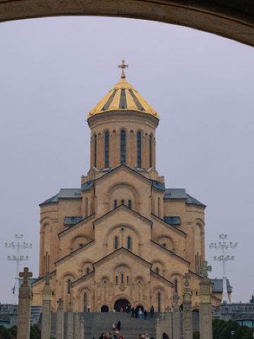 Modern Cathedral Glow🌟