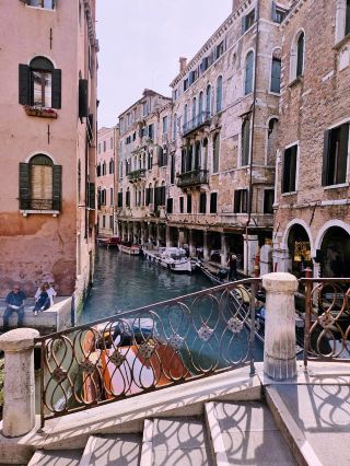 PRESERVE THE MAGIC: THE CHIC ECO-TRAVELER’S GUIDE TO VENICE 🇮🇹