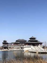 有句話說：綠水青山就是金山銀山 想必說的就是漢梁公園叭