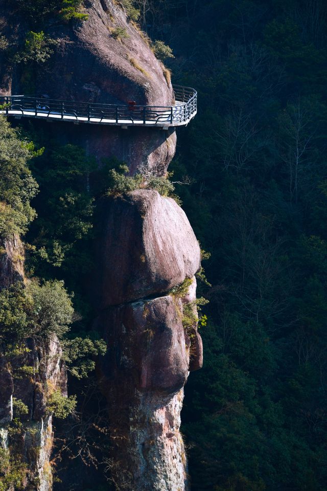 我在成年後，終於見到了學生時代課本上的天姥山-神仙居