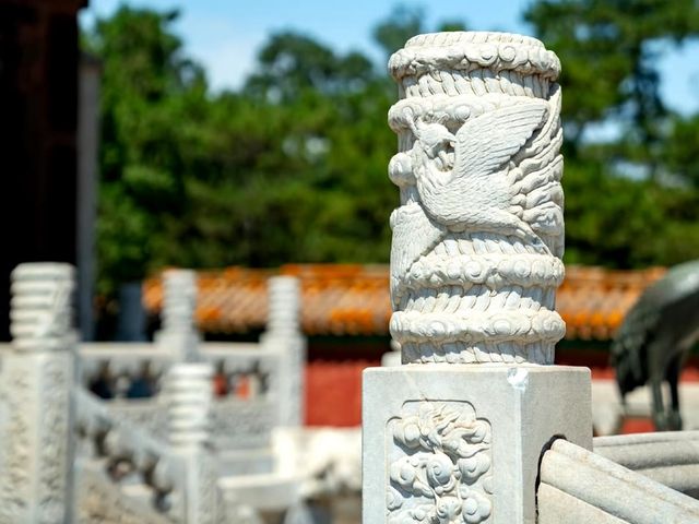 清東陵位於河北省唐山市，國家5A級旅遊景區，中國現存規模最宏大、體系最完整、布局最得體的帝王陵墓建築群，世界文化遺產之一