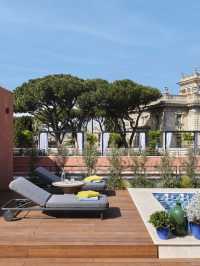 🌟 Rome's Chic Retreat: W Rome's Urban Elegance 🌟