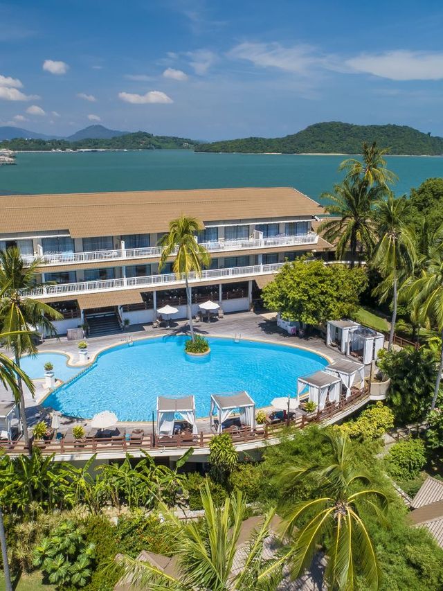 🌴✨ Phuket's Hidden Gem: Cape Panwa Hotel 🏖️🌺