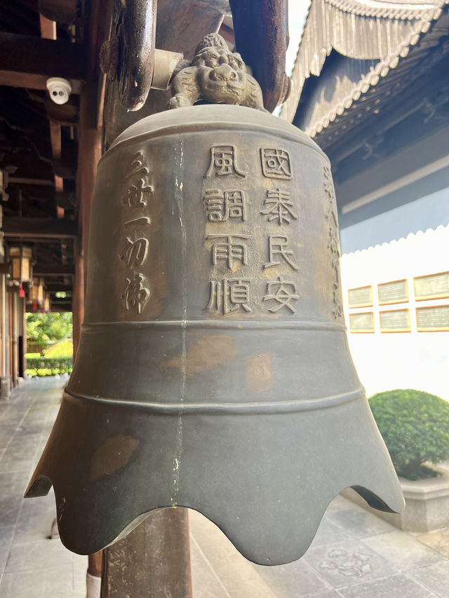 上海真如寺｜繁華都市中的寧靜禪境。