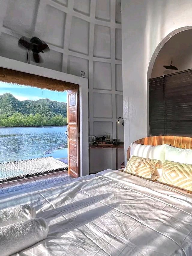 what a place to recharge youe weekend❤️