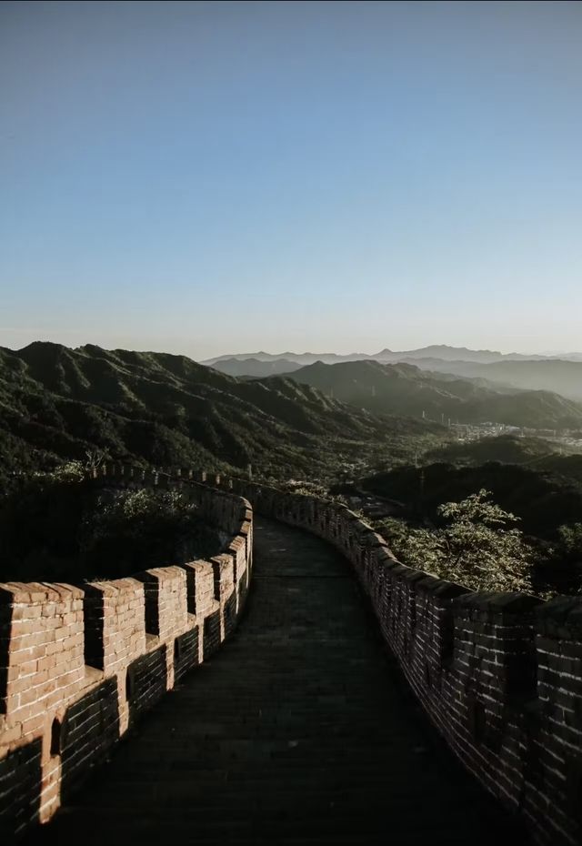 長城:千年古韻,中華之魂。 長城:千年古韻,中華之魂。