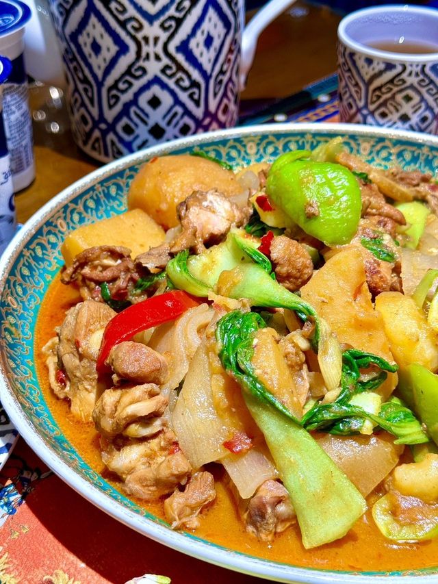 簋街必食榜伊犁樓蘭新疆菜。