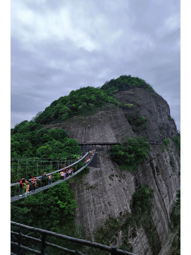 江西｜小武當山｜雲霧繚繞的道教聖地。