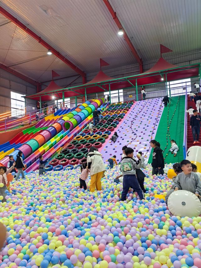 臨清東莞園親子樂園。