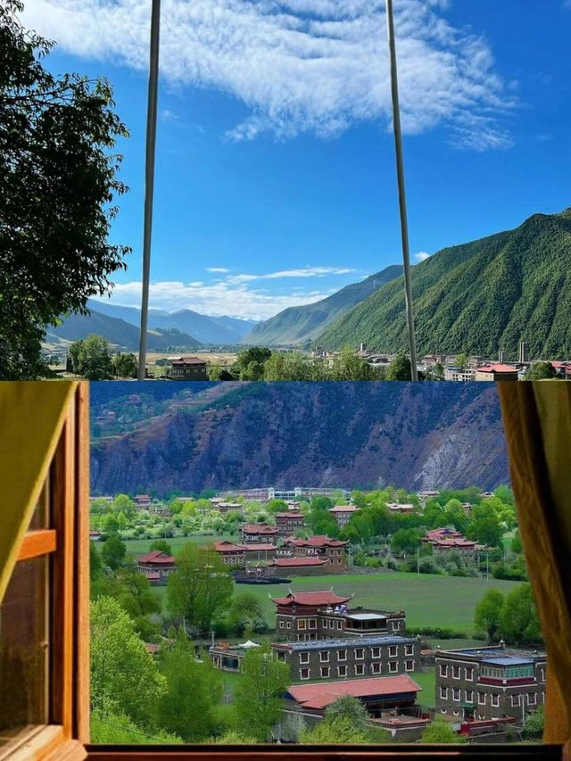 康定雪山下的民宿，無死角，全是景！。