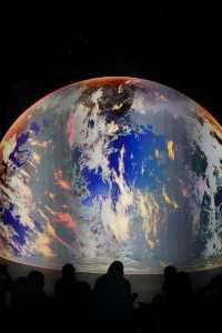 解鎖帶娃新姿勢 宇宙級震撼來襲