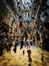 看展｜上海當代藝術博物館 「尹秀珍：刺天」