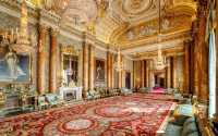 Buckingham Palace in London is open for a limited time!